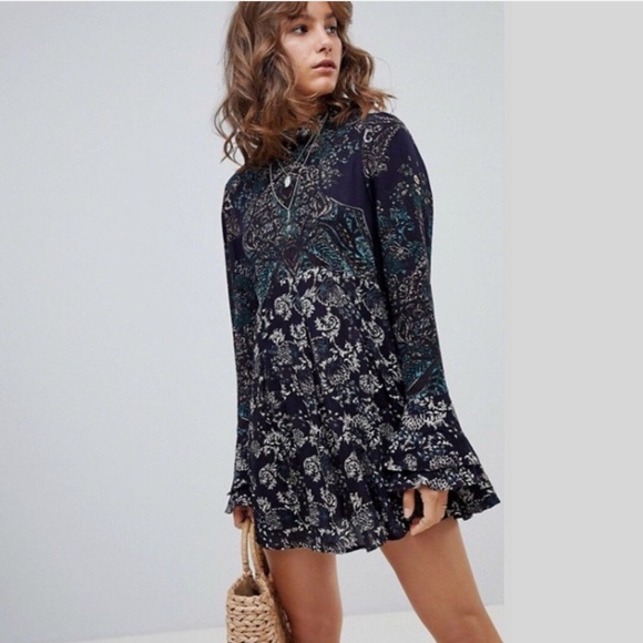 Free People Tops - FREE PEOPLE Lady Luck Tunic Blouse